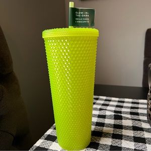 Starbucks Halloween Glow in the Dark 2022 Lemongrass Studded Tumbler 24 oz Venti